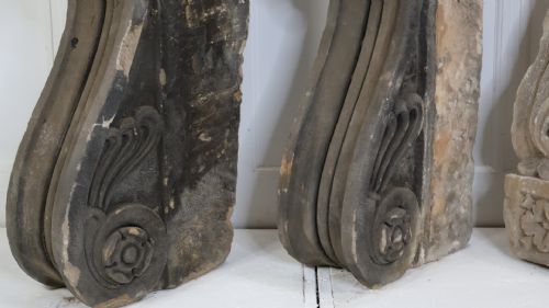 3 18THC LARGE STONE CORBELA - ADDITIONAL PHOTO 1
