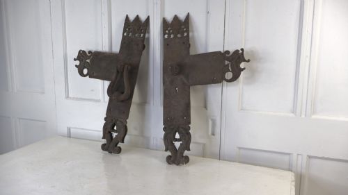 HUGE 17THC DOOR HANDLES - ADDITIONAL PHOTO 3