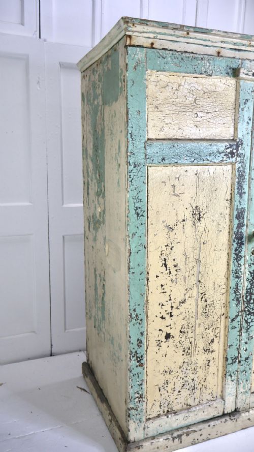 19THC PITCH PINE HOUSEKEEPERS CUPBOARD - ADDITIONAL PHOTO 4