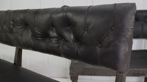 A PAIR OF 19 CENTURY IRISH COUNTRY HOUSE HALL BENCHES - ADDITIONAL PHOTO 2