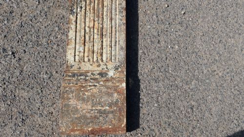 GEORGIAN DECORATIVE CAST FIRE SURROUND - ADDITIONAL PHOTO 5