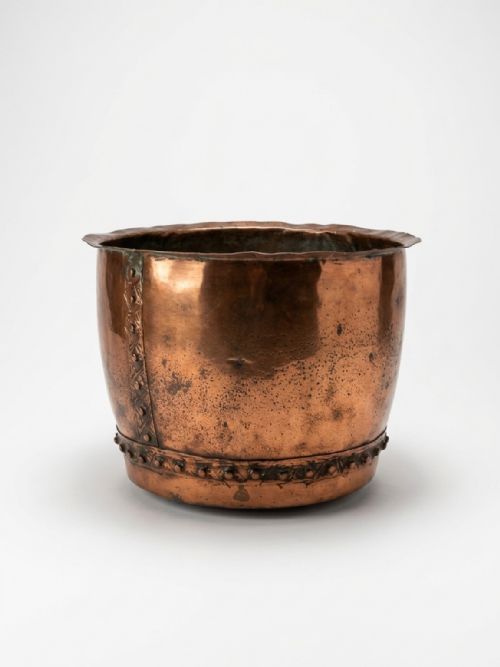 19THC LARGE COPPER RIVETED POT