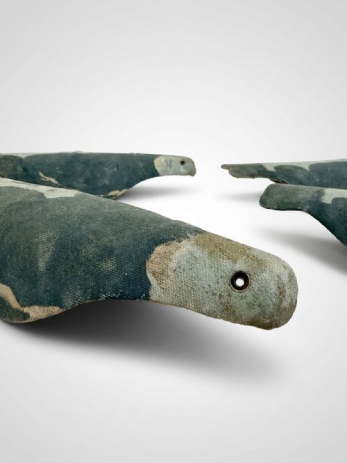 A SET OF 4 1920S PIGEON DECOYS - ADDITIONAL PHOTO 2