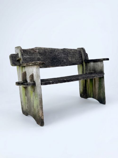 1900S RUSTIC ENGLISH GARDEN BENCH