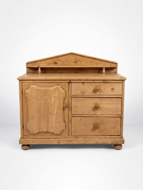 19thc Lincolnshire Pitch Pine Chiffonier