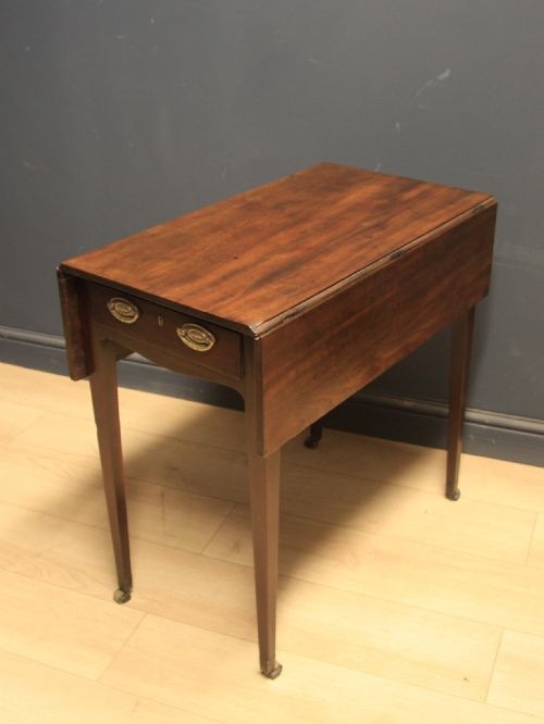 Antique Georgian Mahogany Occasional Table