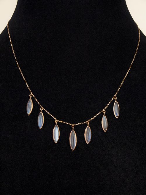 GOLD NECKLACE WITH MOONSTONES