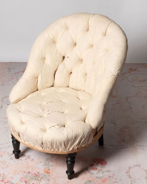 ANTIQUE FRENCH CHAIR