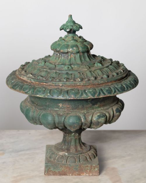 PAIR OF ANTIQUE URNS WITH THE ORIGINAL LIDS - ADDITIONAL PHOTO 6