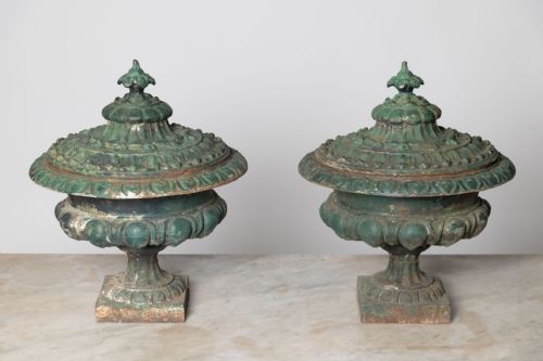 PAIR OF ANTIQUE URNS WITH THE ORIGINAL LIDS - ADDITIONAL PHOTO 10