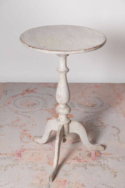 ANTIQUE SWEDISH TABLE