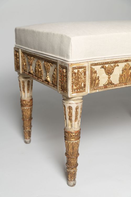PAIR OF ANTIQUE ITALIAN STOOLS - ADDITIONAL PHOTO 3