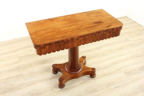 Georgian Satin Walnut Pedestal Tea Table