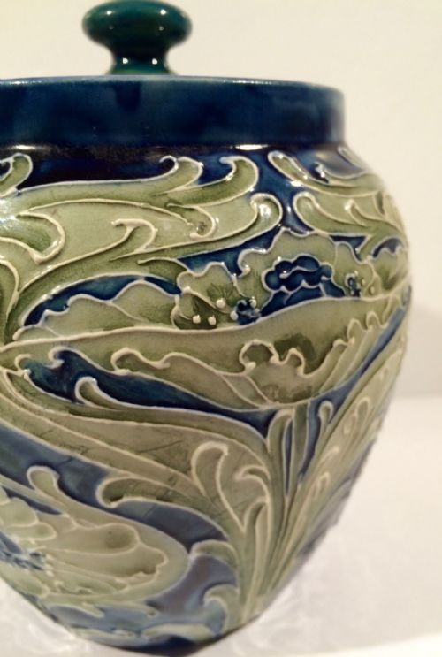 fig 2. William Moorcroft Late Florian Poppy Tobacco Jar and Lid