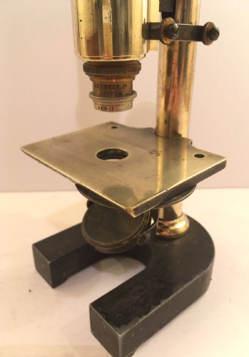 fig 3. Antique Leitz Wetzlar Brass Microscope from Queens College Cambridge University
