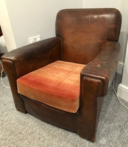fig 1. Large Antique 1920s English Leather Club Chair