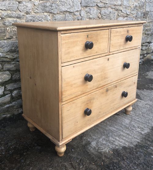 fig 1. Antique Victorian Pine Chest of Drawers
