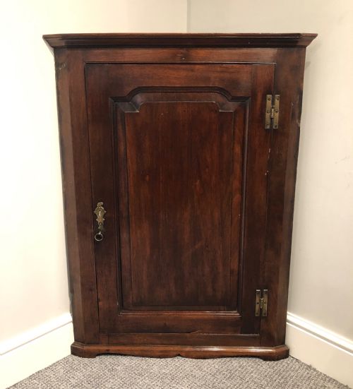 Antique Georgian Oak Wall Hanging Corner Cupboard