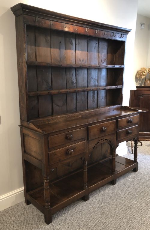 fig 2. Antique Welsh Swansea Valley Oak Potboard Dresser