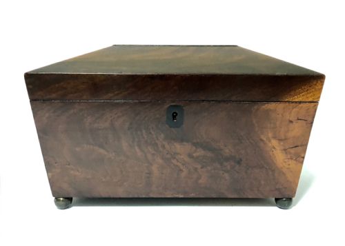 Antique Georgian Mahogany Sarcophagus Shaped Tea Caddy