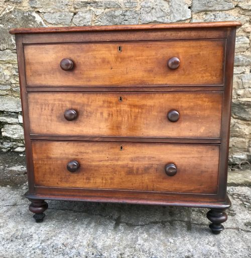 Small Antique Victorian Mahogany Chest of Drawers