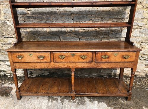 fig 1. Georgian Oak Potboard Dresser