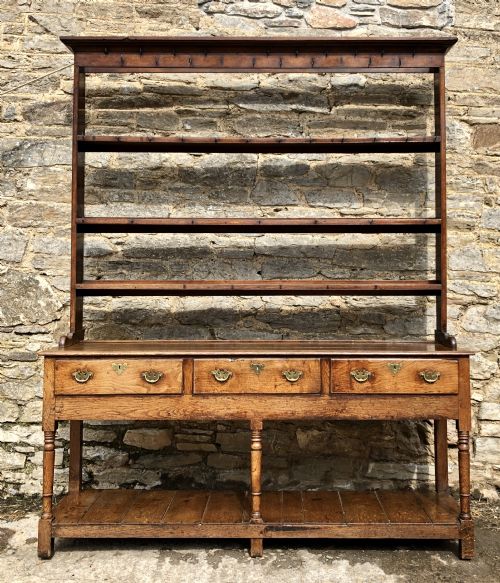 fig 2. Georgian Oak Potboard Dresser