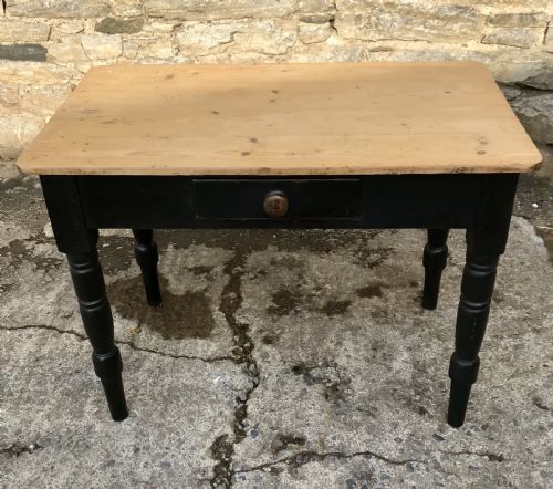 fig 1. Small Victorian Pine Farmhouse Table