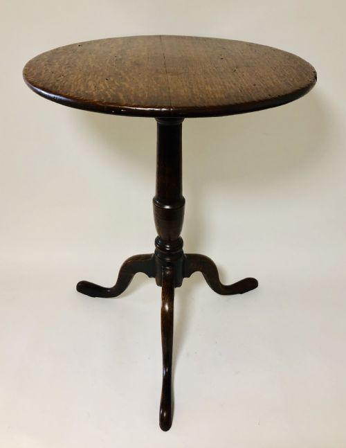 Small Georgian Oak Round Tripod Table