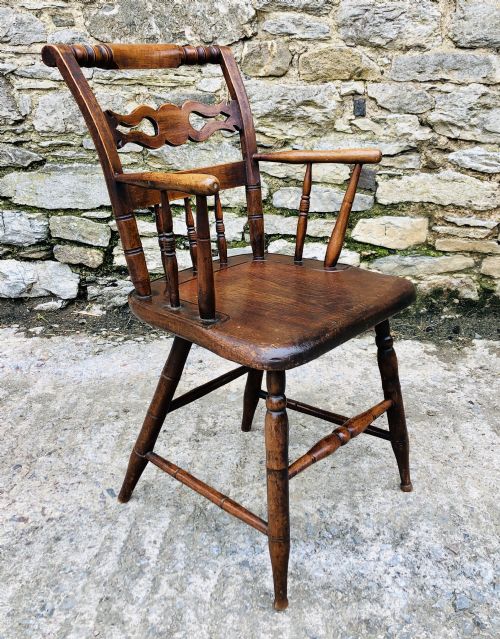 fig 2. Unusual Antique Windsor Style Chair
