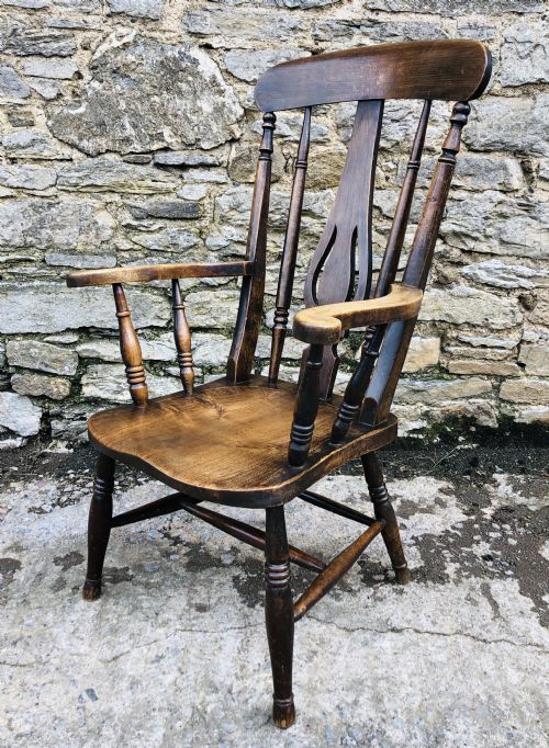 Antique Windsor Farmhouse Chair