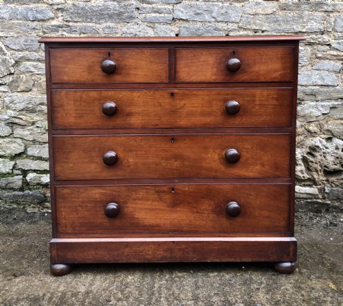 Victorian Mahogany Chest of Drawers