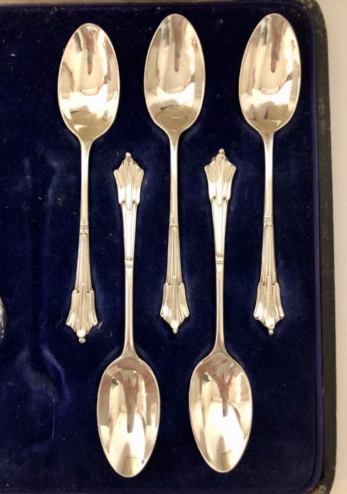 fig 3. Set of Art Deco Solid Silver Teaspoons by Harrods