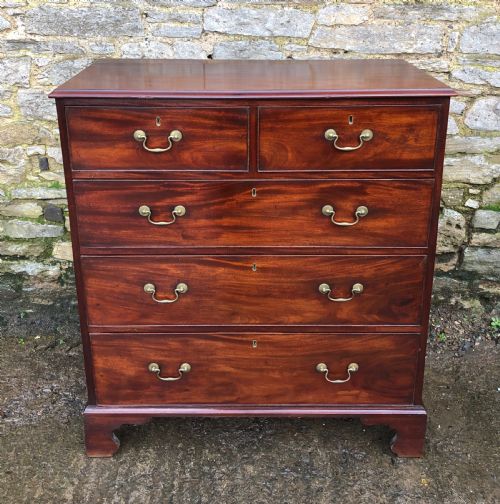 fig 1. Georgian Mahogany Chest of Drawers