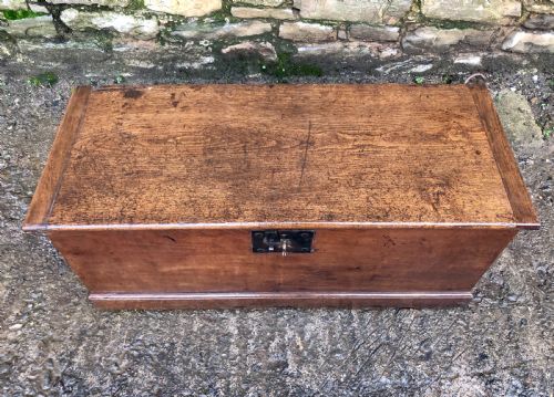 fig 2. Antique 18th Century Oak Blanket Box Chest