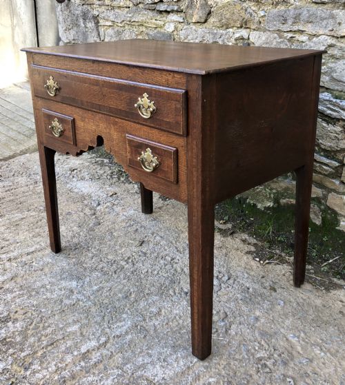 fig 2. Georgian Oak Crossbanded Lowboy