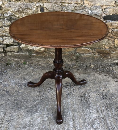 Georgian Mahogany Occasional Tilt Top Table