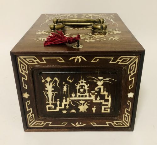fig 2. Antique Bone and Bamboo Mahjong Set in Box
