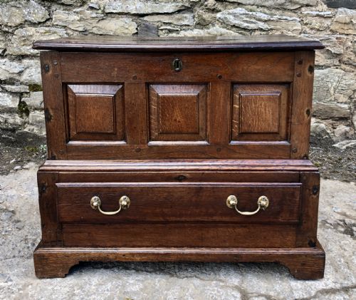 fig 1. 18th Century Welsh Oak Coffer Bach