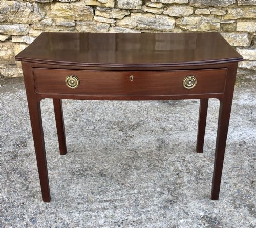 Georgian Mahogany Bow Front Side Table