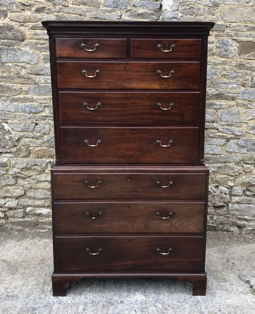 Georgian Mahogany Chest on Chest