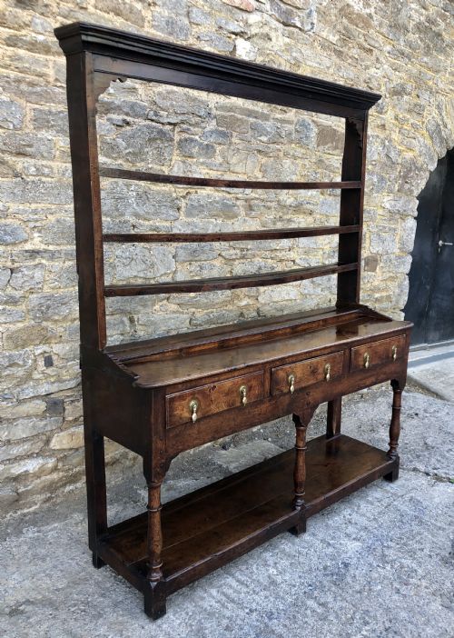 fig 1. 18th Century Georgian Oak Potboard Dresser