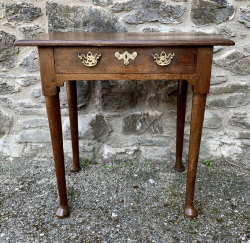 fig 1. 18th Century Georgian Oak Pad Foot Side Table