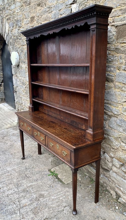 fig 2. 18th Century Georgian Oak Dresser
