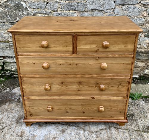 fig 1. Antique Pine Chest of Drawers