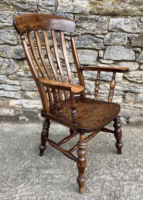 fig 2. Antique Farmhouse Windsor Lathe Back Chair