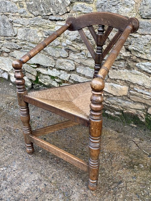 fig 1. Antique Oak Turners Corner Chair