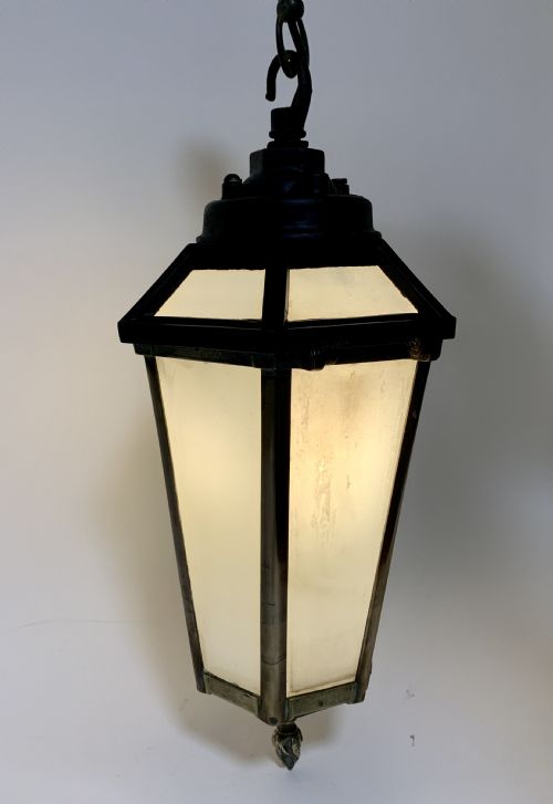 fig 4. Antique REVO Tipton Hanging Lantern on Bracket