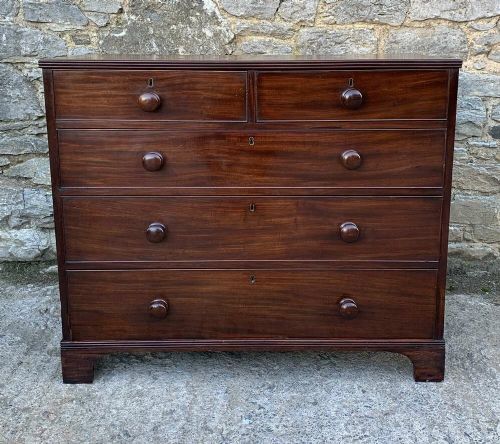 Antique Mahogany Chest of Drawers