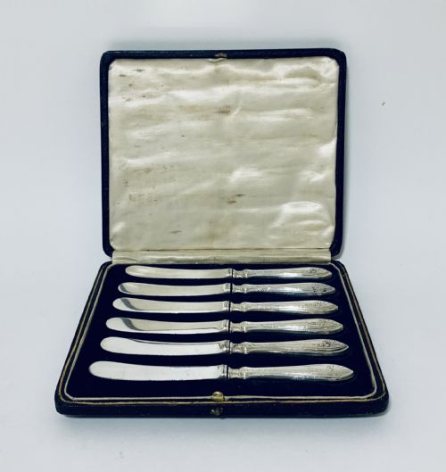 Set of 6 Antique Sterling Silver Butter Knives in Original Box